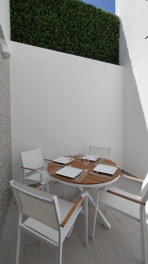 Casa Da Torre - A Gema Escondida Da Tavira Villa Exterior photo